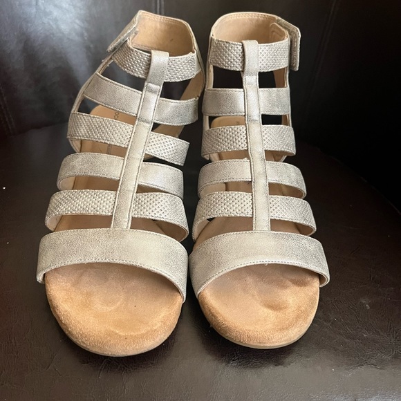 Gladiator sandal metallic gray. - Picture 1 of 5